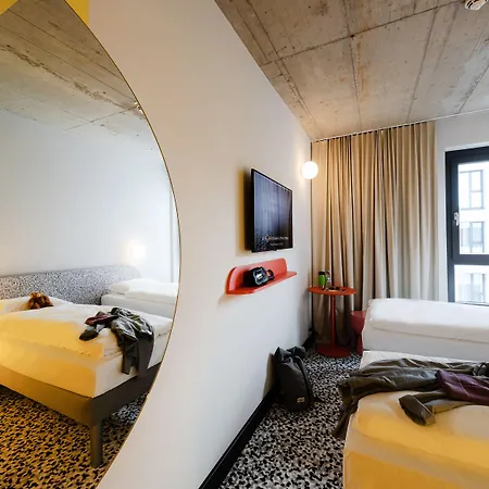 Ibis Budget Hotell 2*