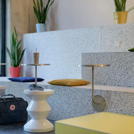 Ibis Budget Hotel 2*