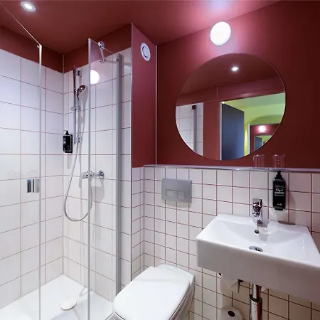 Ibis Budget Hotel 2*