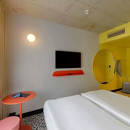 Ibis Budget Hotell 2*