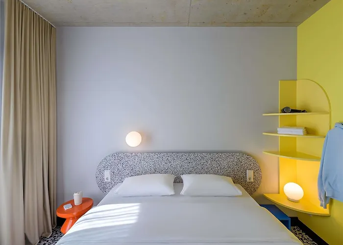 Ibis Budget Hotel 2*